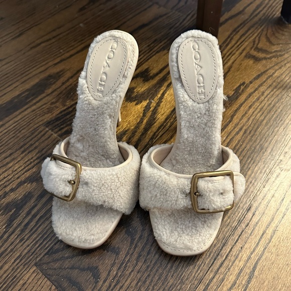 Coach Beige Shearling Slide Sandals - Picture 1 of 4